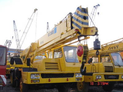 汽車吊產(chǎn)品圖片,汽車吊產(chǎn)品相冊 - 上海長富工程機(jī)械 - 九正